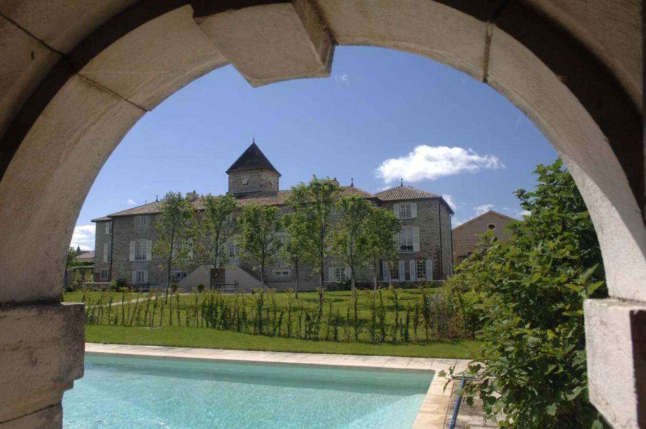 Hotel-Restaurant Le Chateau De Besseuil, Macon Nord - Teritoria Clesse  ภายนอก รูปภาพ