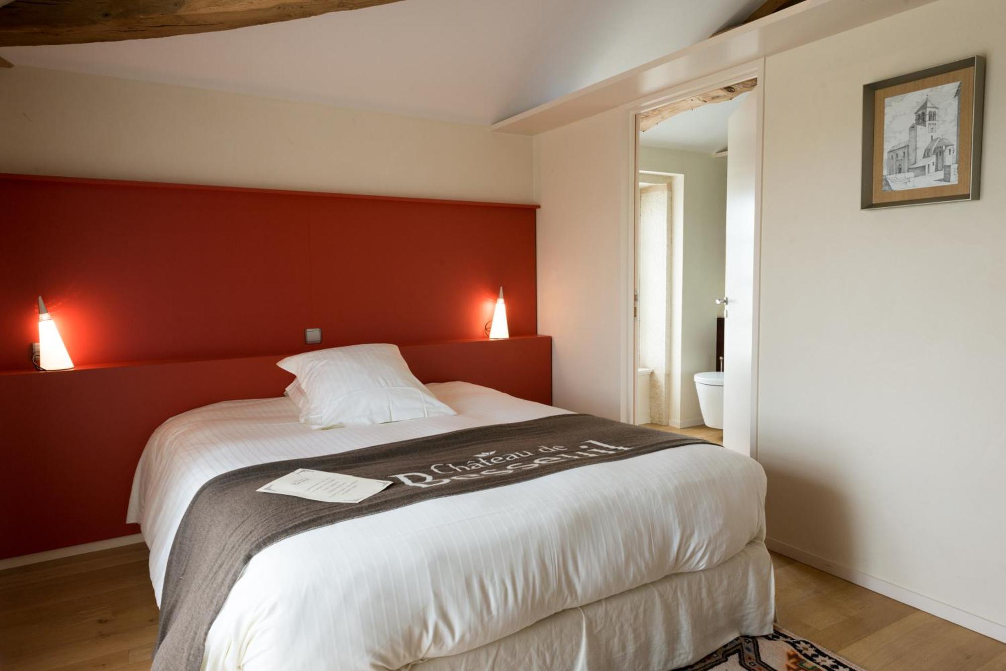 Hotel-Restaurant Le Chateau De Besseuil, Macon Nord - Teritoria Clesse  ภายนอก รูปภาพ