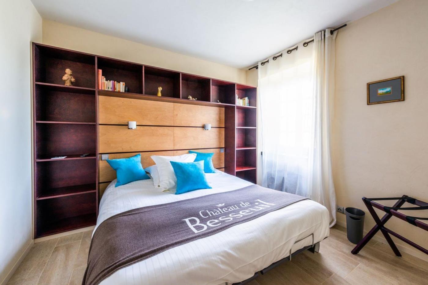 Hotel-Restaurant Le Chateau De Besseuil, Macon Nord - Teritoria Clesse  ภายนอก รูปภาพ
