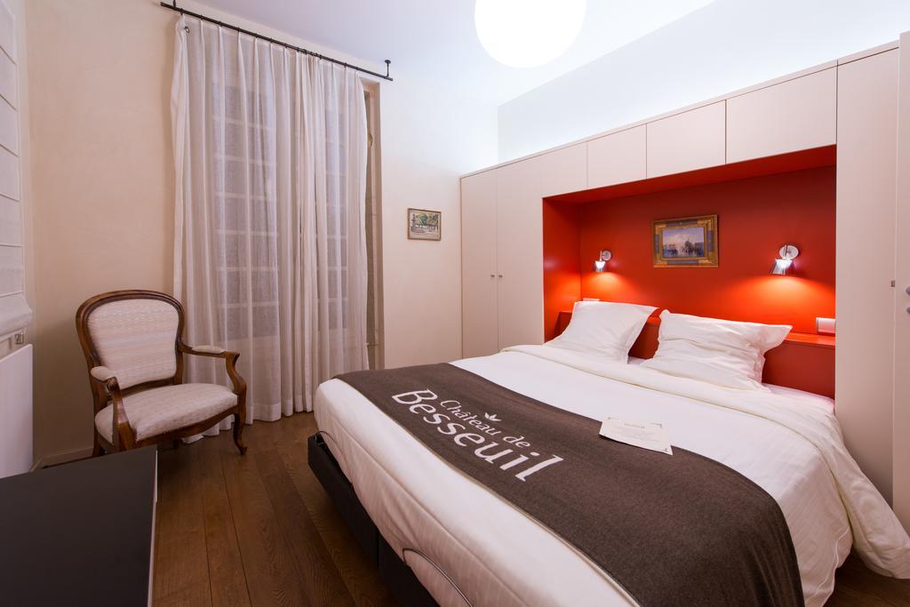 Hotel-Restaurant Le Chateau De Besseuil, Macon Nord - Teritoria Clesse  ภายนอก รูปภาพ